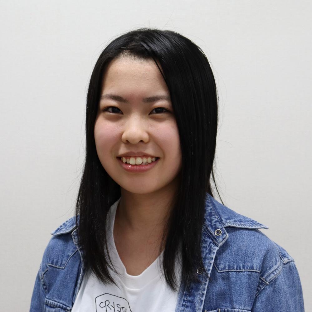 深山怜華
